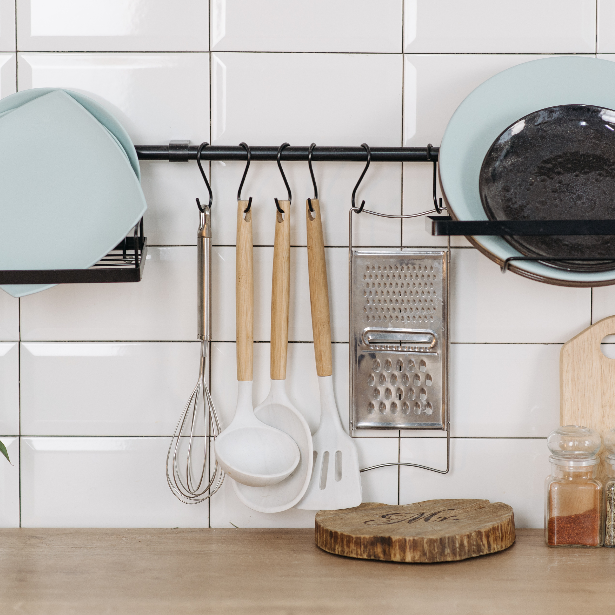 Whisks, Spatulas & Utensils