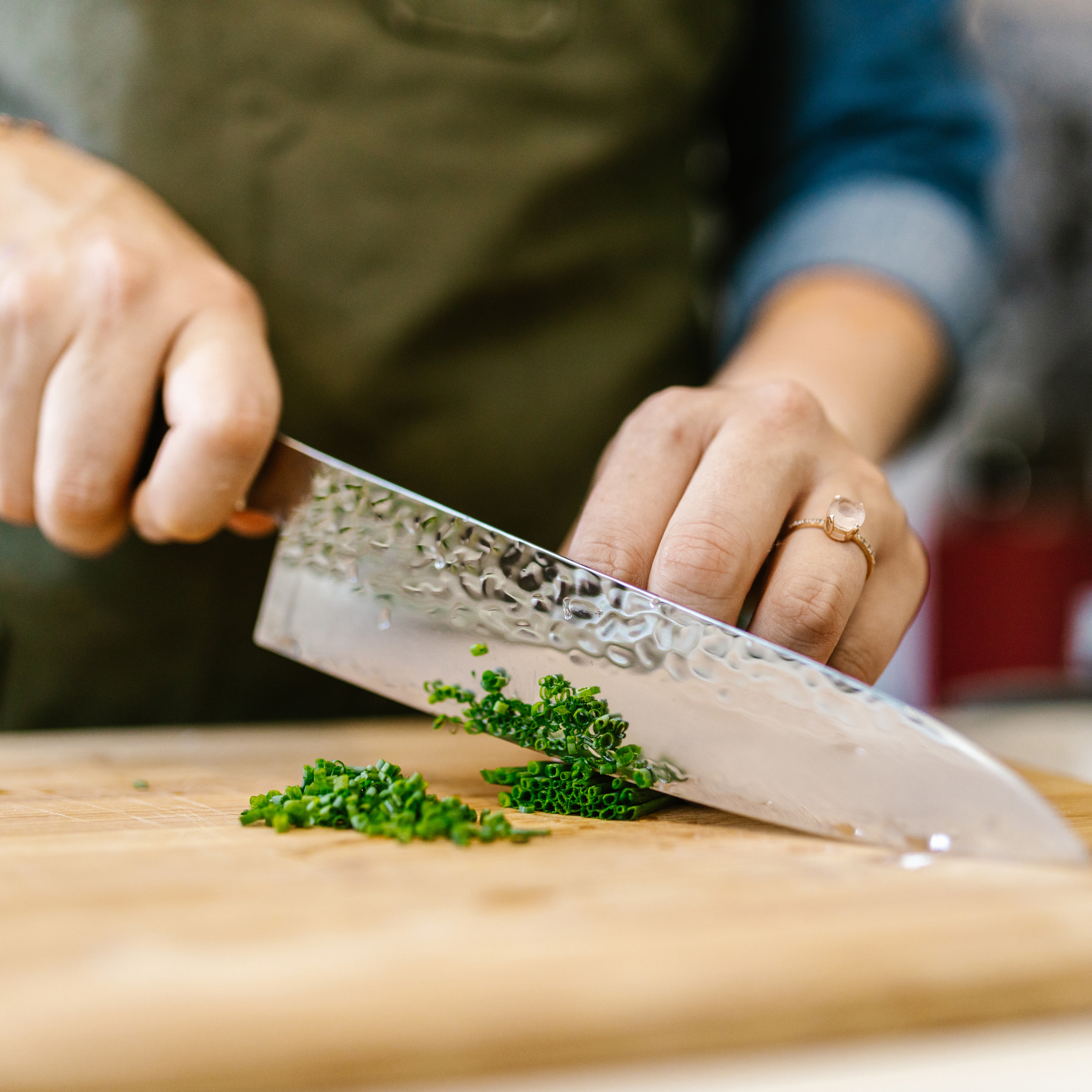 Knives & Cutting Boards